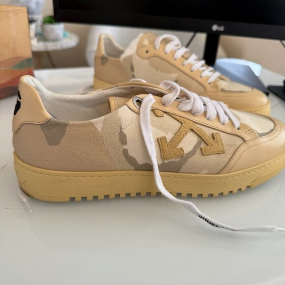 OFF WHTIE Sneakers - Picture 3 of 5